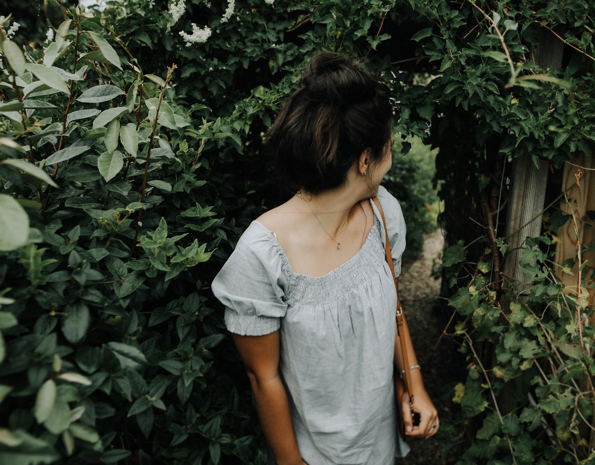 robe en lin un peu froissée